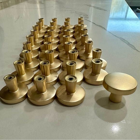 COPY - Solid Brass Round 1 1/8” Cabinet Pulls - Brushed Gold Finish (Qty. 12) - Picture 6 of 12